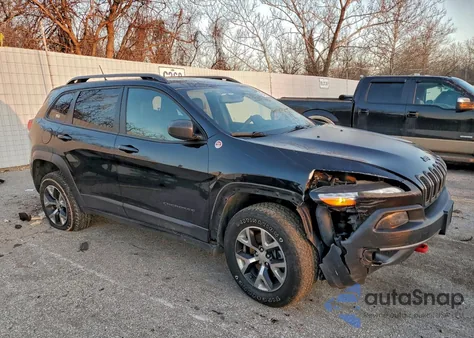 2015 Jeep Cherokee Trailhawk z USA, uszkodzony, nr VIN 1C4PJMBS6FW576764
